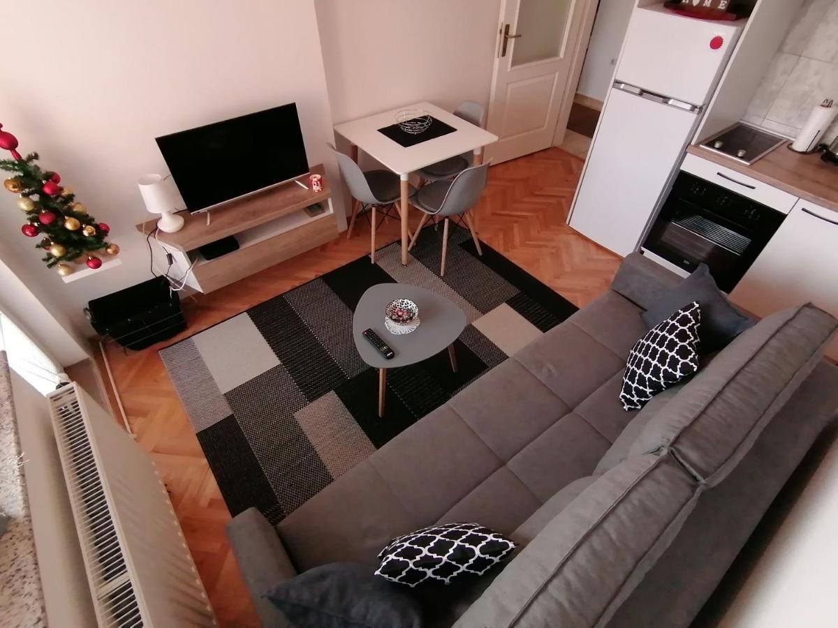 Apartment Igor Lukavica ภายนอก รูปภาพ