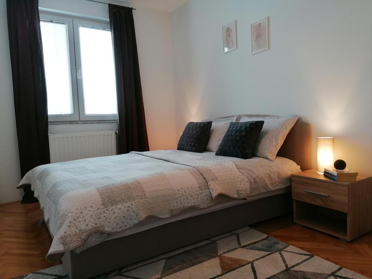 Apartment Igor Lukavica ภายนอก รูปภาพ